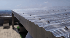 סנטף BH – פוליקרבונט גלי מוטבע וחזק במיוחד