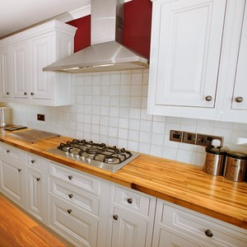לכה למטבח ולאמבטיה 1 ליטר Wood Varnish