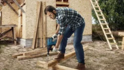 פטישון נטען ללא פחמים BOSCH GBH 180  כולל 2 סוללות 4 אמפר כולל מטען