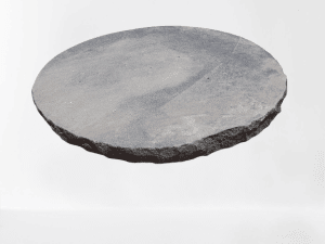 אבן מדרך בזלת עגולה קוטר כ-45 ס"מ