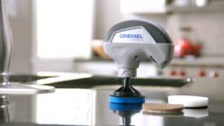 דרמל מברשת לניקוי + 10 אביזרים + מגן נגד התזה DREMEL VERSA
