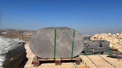 אבן מדרך בזלת אליפסה 90/50/3 ס”מ
