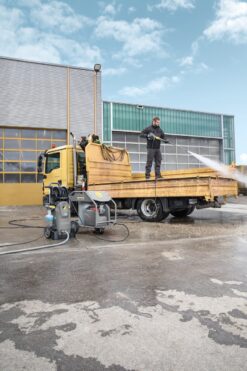 שטיפה בלחץ מים קרים KARCHER HD 6/15