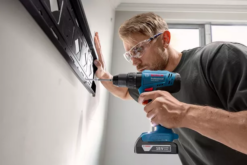 מברגה / מקדחה רוטטת נטענת בוש GSB 183 LI BOSCH + מזוודה + שתי סוללות ומטען 